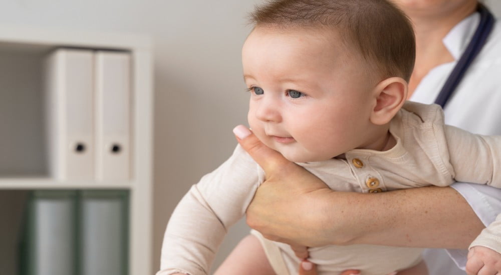 bebeklerin kepçe kulak olmaması için ne yapılmalı